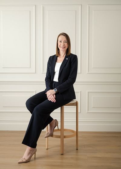 Trina Bloomfield full body image