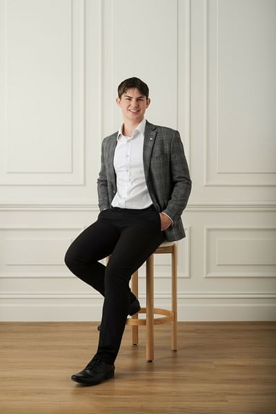 Kynan Mason image