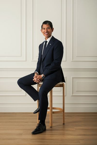 Myron Ching full body image