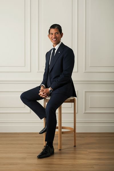 Myron Ching full body image