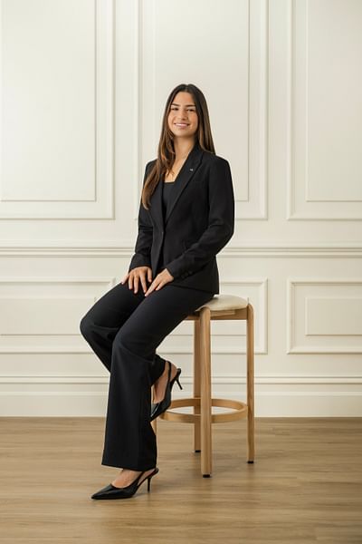 Sienna Marziale full body image
