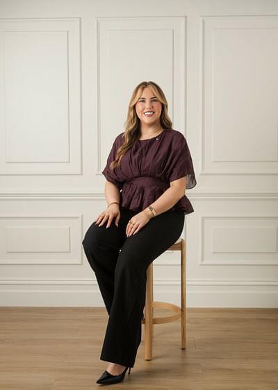 Bianca Fleischer full body image