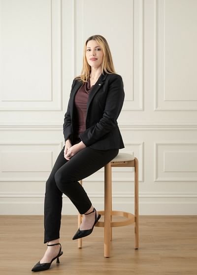 Gail Macklin full body image