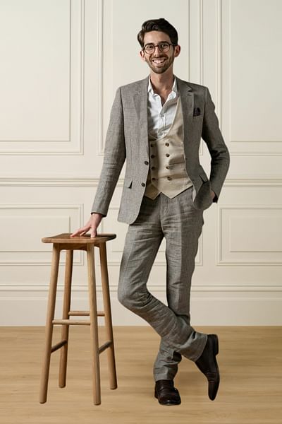 David Moskovic full body image