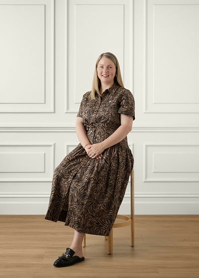 Jessica Lander full body image