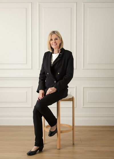 Valerie Allan image