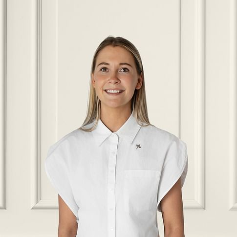 Neve Bourke face image