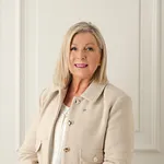 Mandy Edge photo