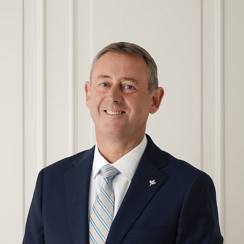 Paul Rushton face image