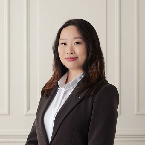 Demi Jeong face image