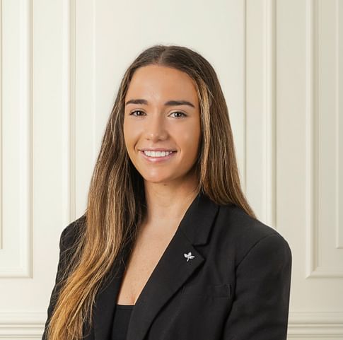 Taylor Kikidopoulos face image