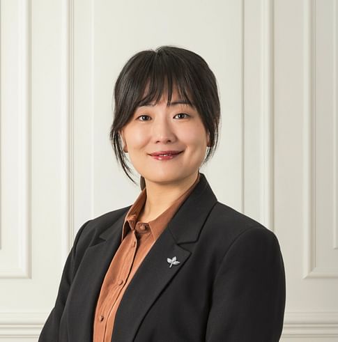Momo Wang face image