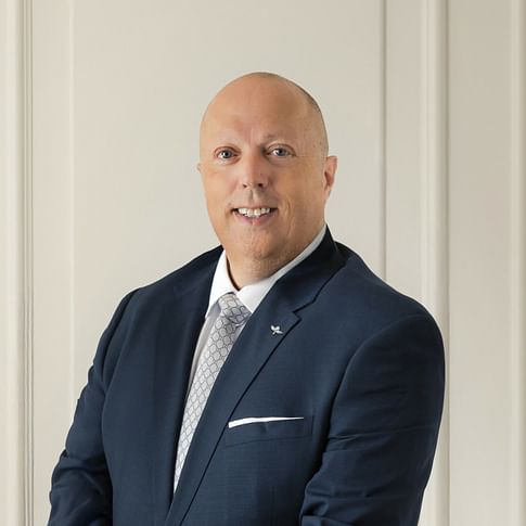 Christian De Frece face image