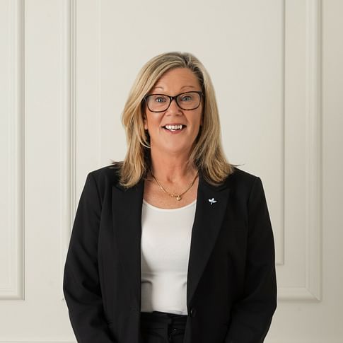 Cindy Huntington face image