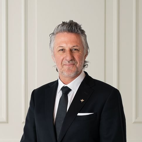 Greg Matheson face image