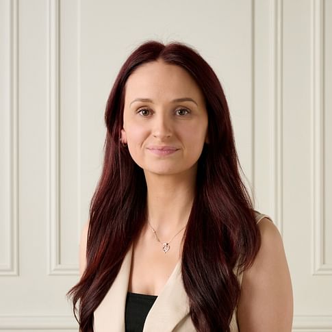 Emily Szekely face image