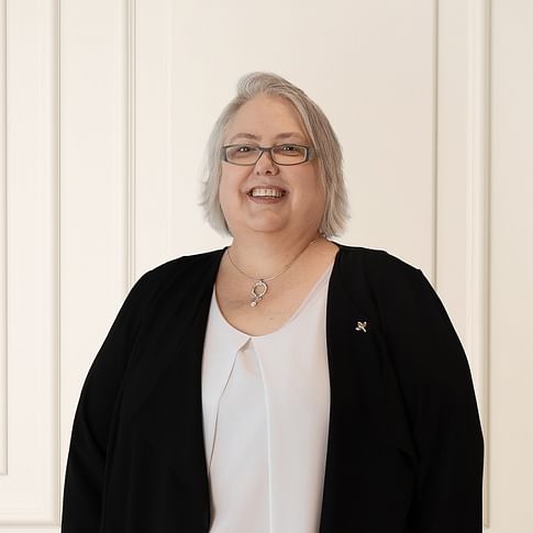 Julie Timms face image