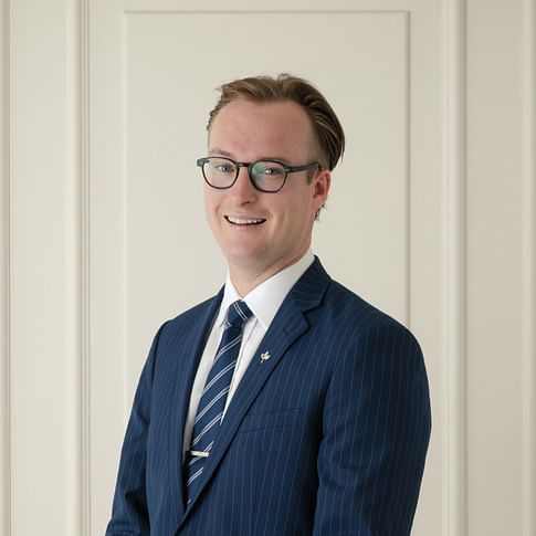 Oscar Reynolds face image