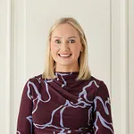 Lara Harris photo