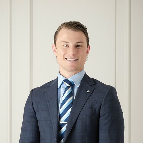 Mackenzie Field face image