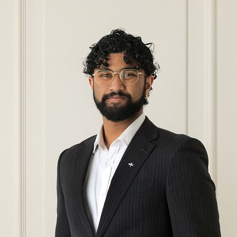 Nive Jeyaprakash face image