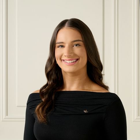 Samantha McLaughlin face image