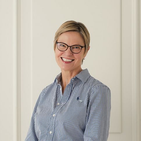 Sara-Jane Simpson face image