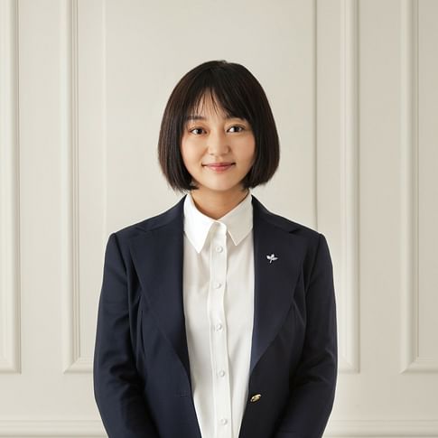 Rebecca Ma face image