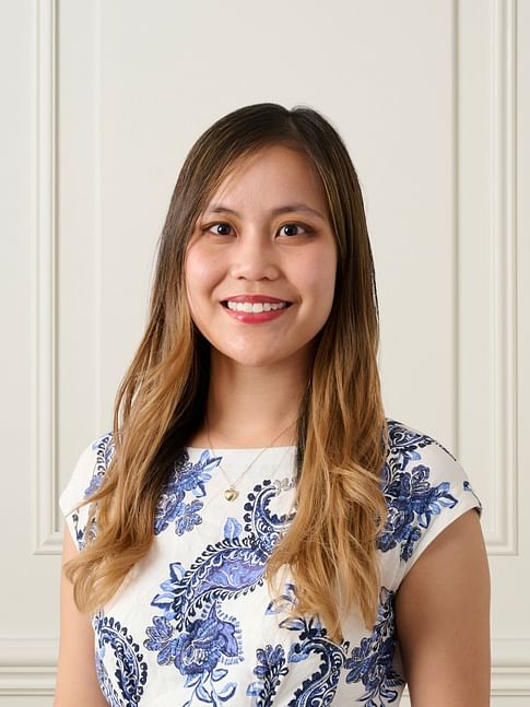 Yasmin Shah face image