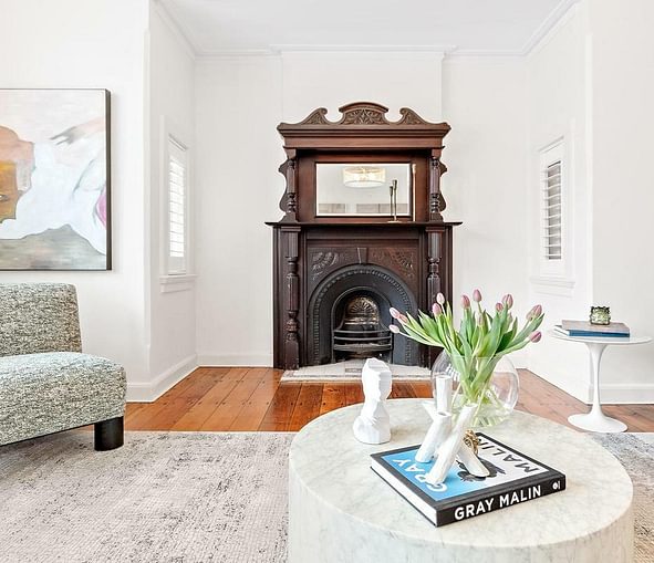 2 Living Room preserved 1200x900